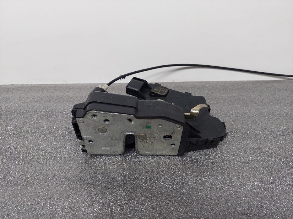 Fechadura / fecho porta trás esquerdo BMW 3 (E46)