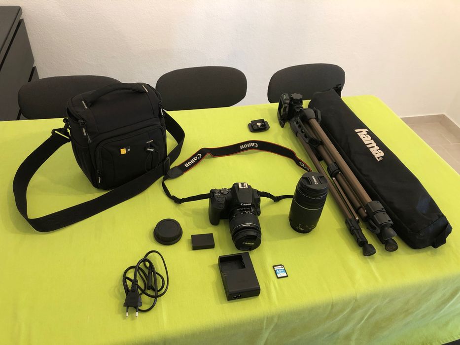 Máquina Fotográfica Canon EOS 250D + CANON EF 75-300MM + Acessórios