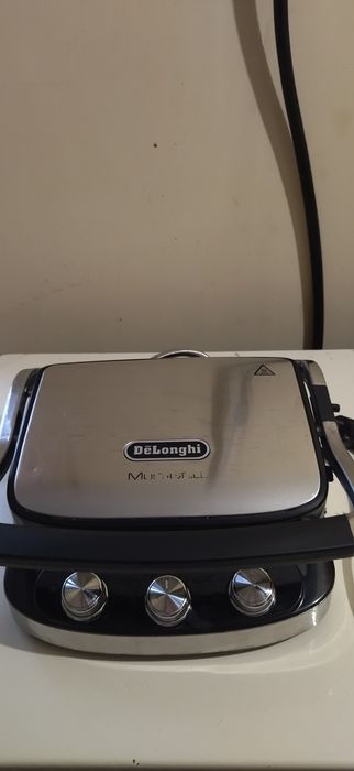 Гриль Delonghi в чудовому стані б/у