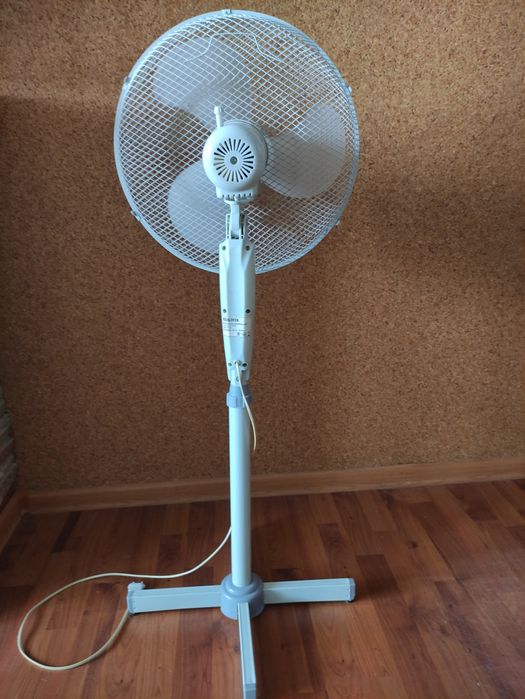 Напольный вентилятор "Delfa "