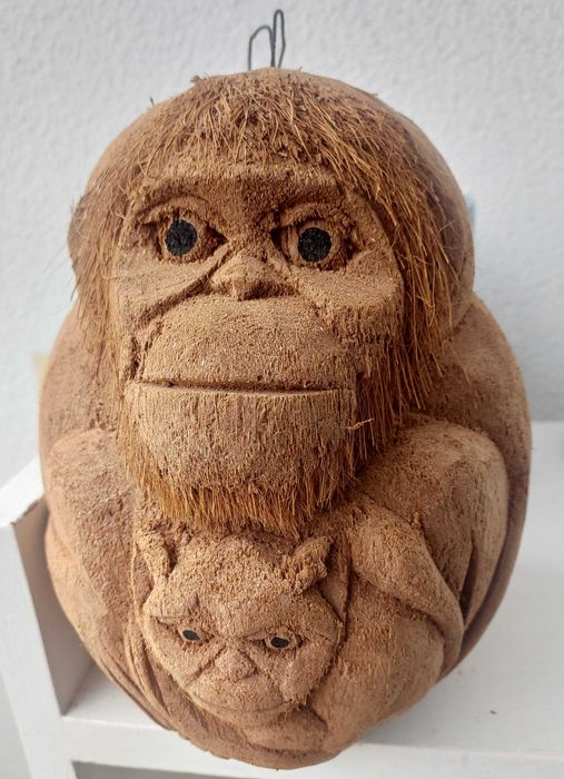 Artesanato - Macaco feito em coco
