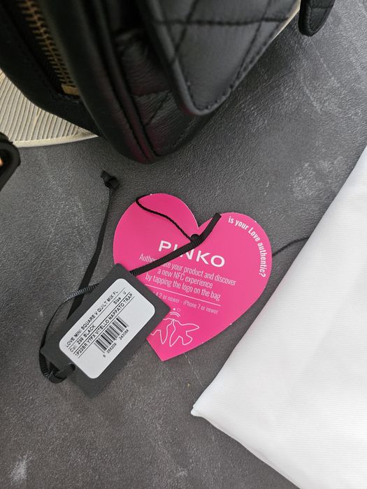 Pinko love mini square v quilt nowa