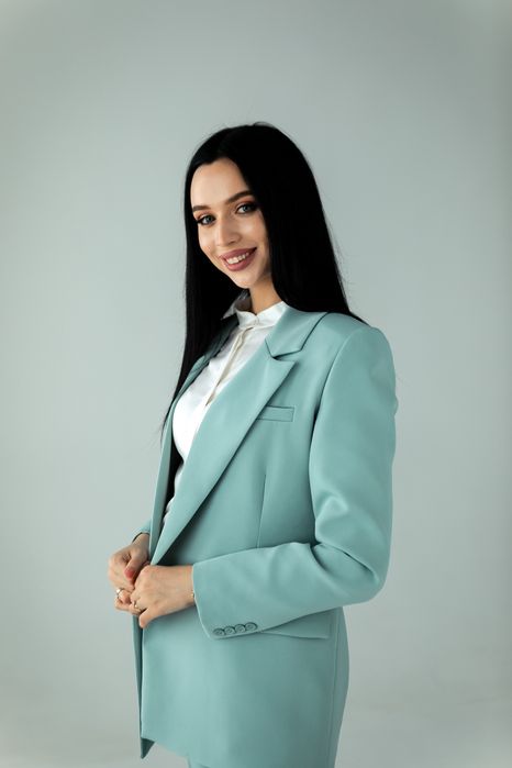 Репетитор німецької, польської, англійської мов,історії України та ін.