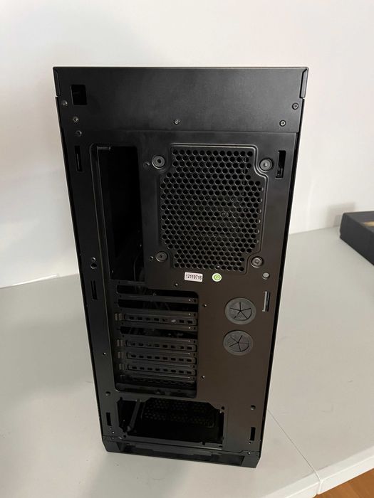 Caixa Corsair Obsidian 650D