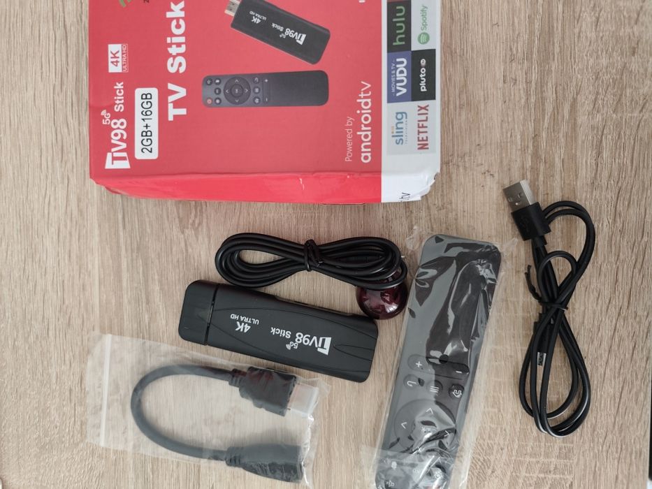 TV98 Stick 4K – kompaktowy odtwarzacz multimedialny (dongle)