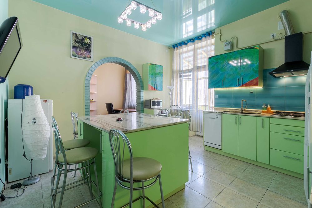 4-кімнатна квартира на продаж у Львові біля центру