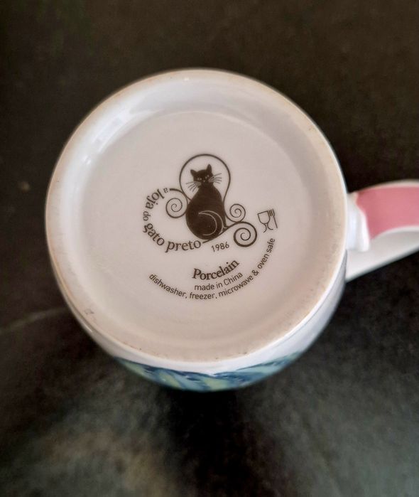 Caneca de porcelana Loja do Gato Preto