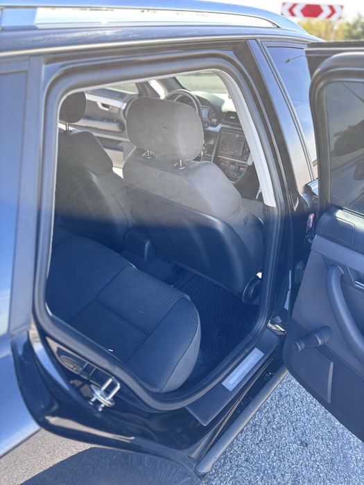 легковий автомобіль Audi
