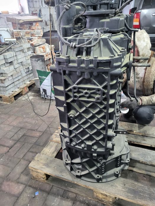 Коробка передач ZF 16 S 221