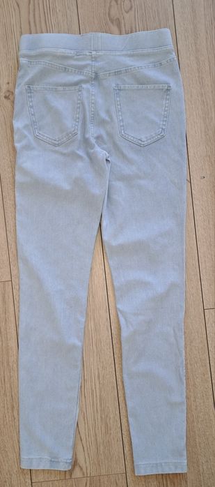Tregginsy H&M r. 152