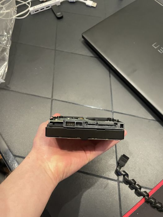 Жорсткий диск на 1tb, HDD