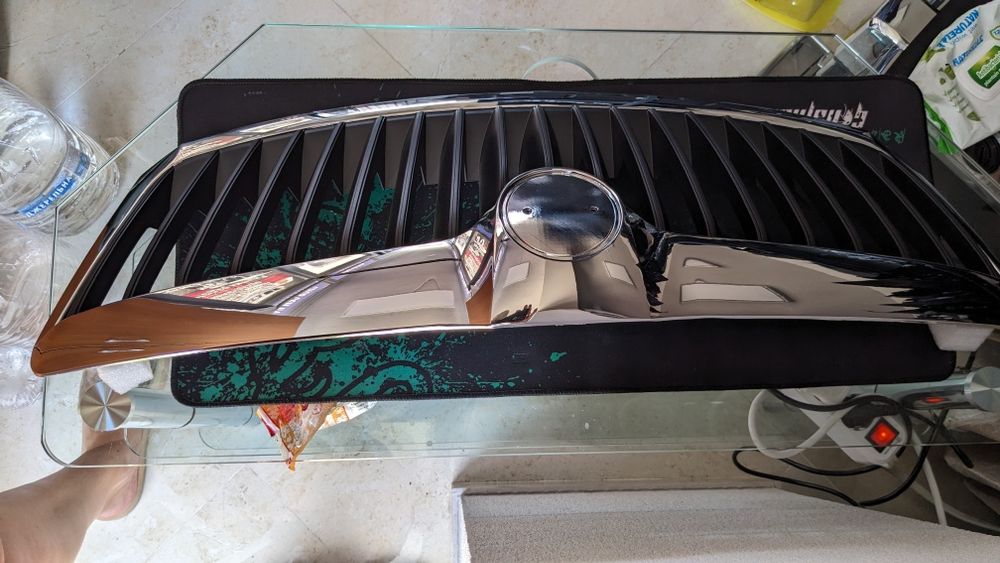 Решітка радіатора Skoda Octavia A5,09-13 р. з хром. рамкою