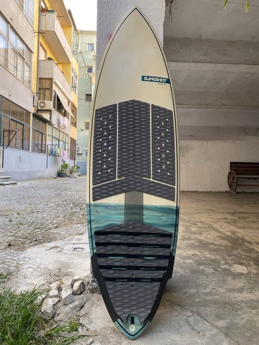 Prancha de kitesurf Slingshot Celero FR (modelo 2019)