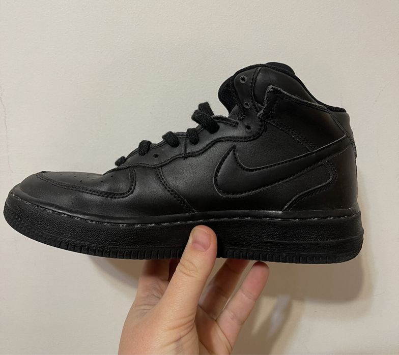 Кроссовки Nike Air Force 1 Mid