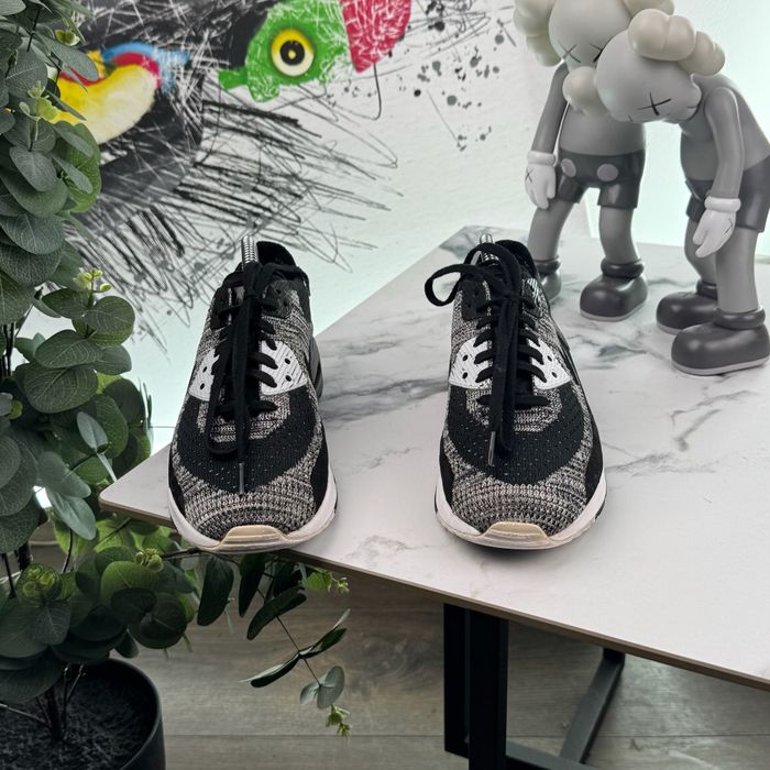 Кросівки Nike Air Max 90 39 розмір E305