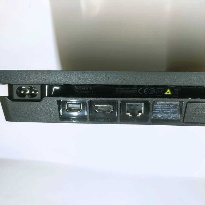PlayStation 4 Slim 500GB за спеціальною ціною!