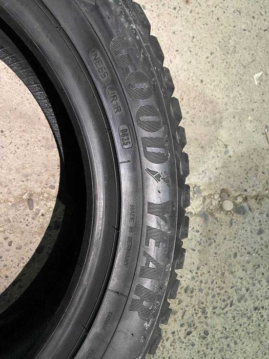 Шини 235/50/17 GOODYEAR ULTRAGRIP ICE ARCTIC 100 шиповані 2025 рік