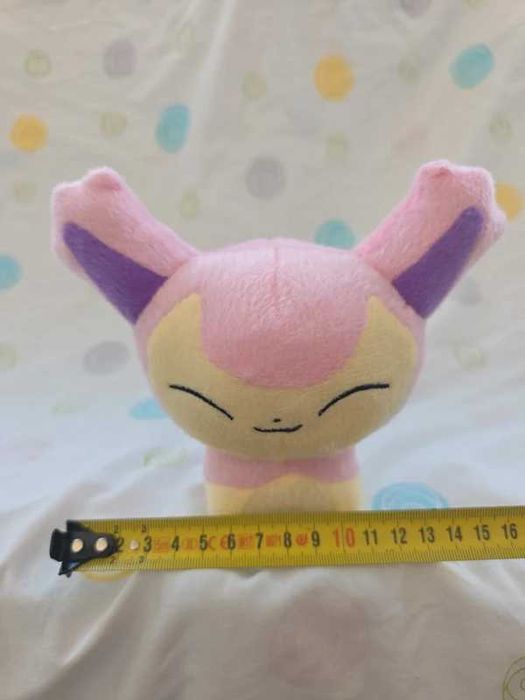 pokémon peluche do pokémon Skitty pokémon center
