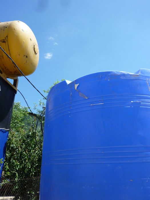 Ремонт пластикових баків, оприскувачів, бензобаків, кришка сівалки