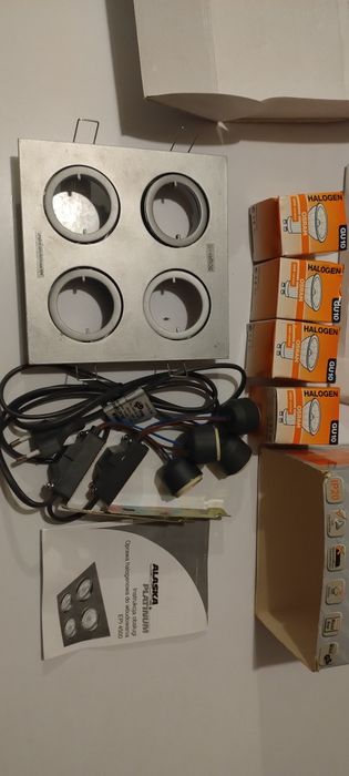 Oprawa sufitowa, oczka. Osram.