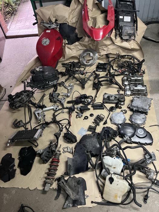 Honda vfr 800 rc46fi komputer, sety, miski, dekle, tarcze