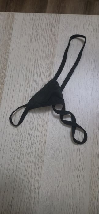 NOWE Zestaw 3+1  Czarne majtki stringi sexy