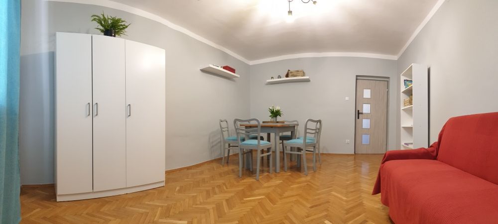 Centrum Poznania - Ogrodowa 9 | 60m² | 2 osobne, duże pokoje | duża kuchnia (osobno) | toaleta, łazienka, przedpokój,