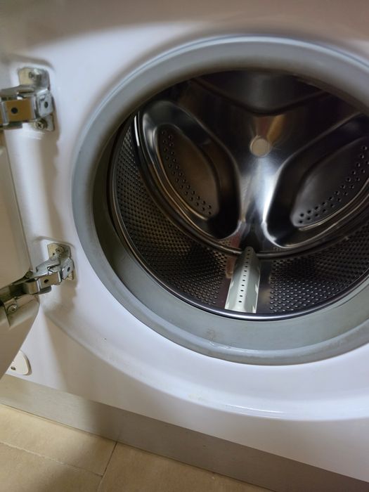 Máquina lavar e secar encastre