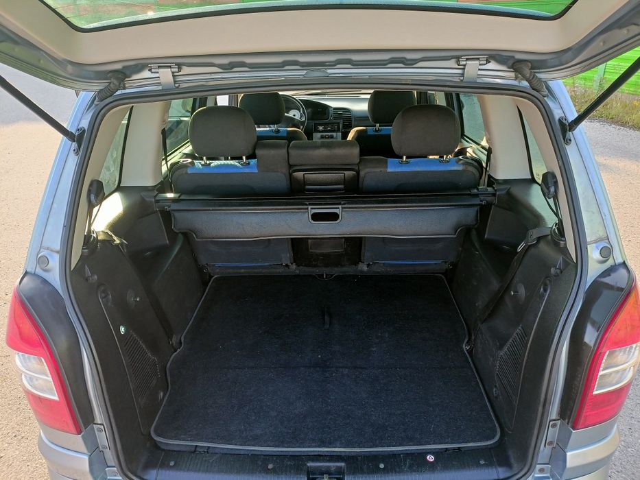 Opel Zafira 1.8 benzyna