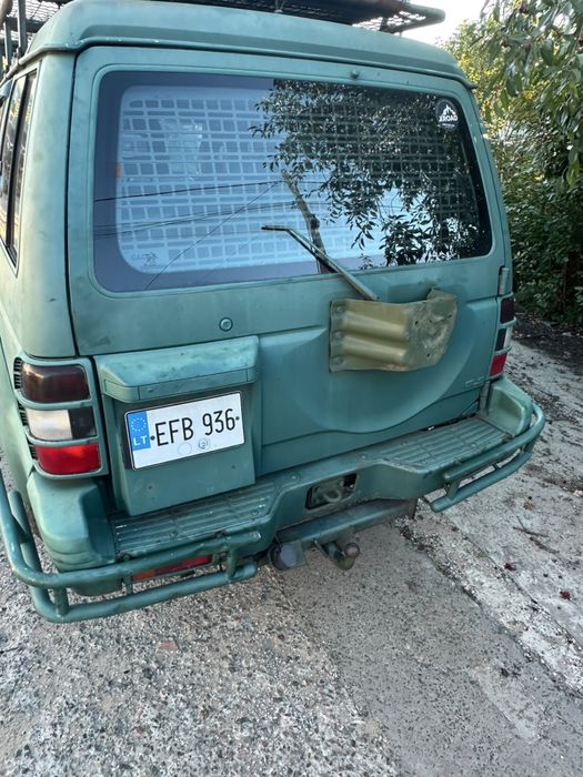 Mitsubishi Pajero wagon 2