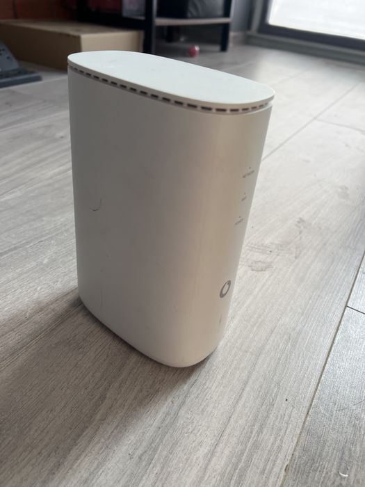 Roter ZTE 5g Model:Mf289f