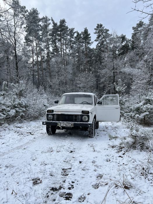 Продам нива 2121 в робоччому стані