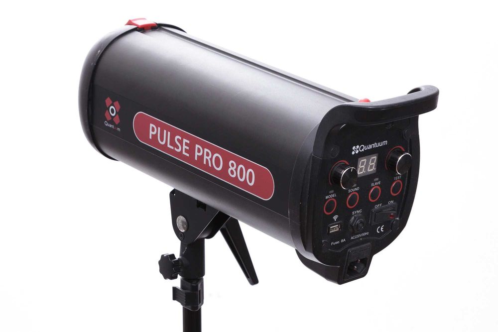 Lampa błyskowa studyjna Quantuum Quadralite Pulse pro 800 2