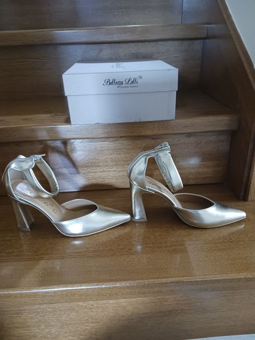 Sprzedam piekne eleganckie buty na obcasie