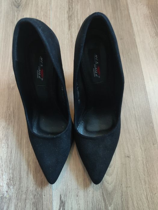 Czółenka na słupku