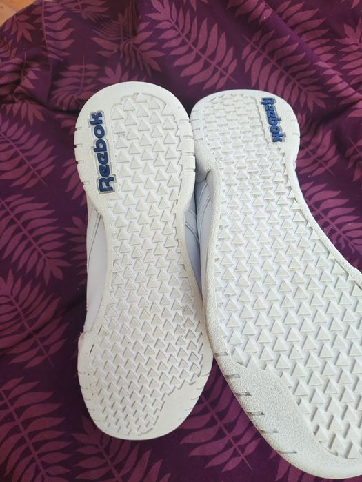 Кросівки білі фірмові