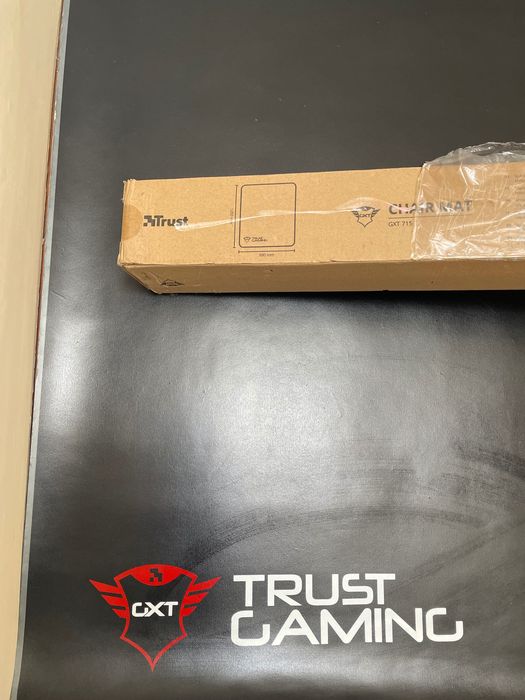 Tapete antiderrapante gaming.