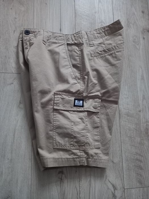 Продам шорты Weekend Offender