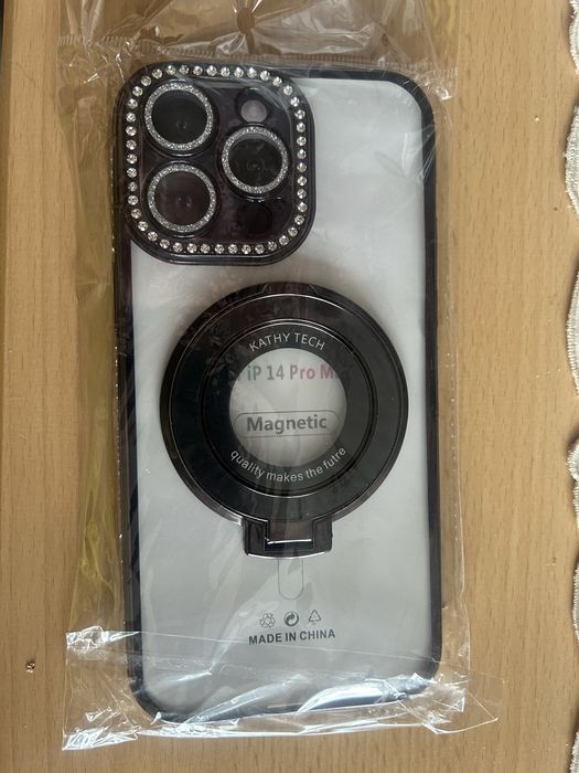 Etui na iphona 14 pro max