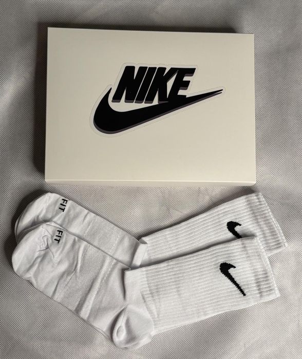 Skarpety Nike. Zestaw w pudełku 12par. Rozmiar 39-42