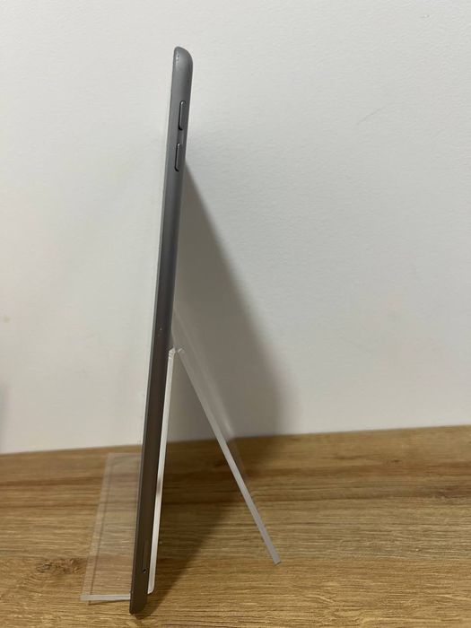 iPad 6, 32Gb,  LTE, WI-Fi . Айпад 6,32гб.