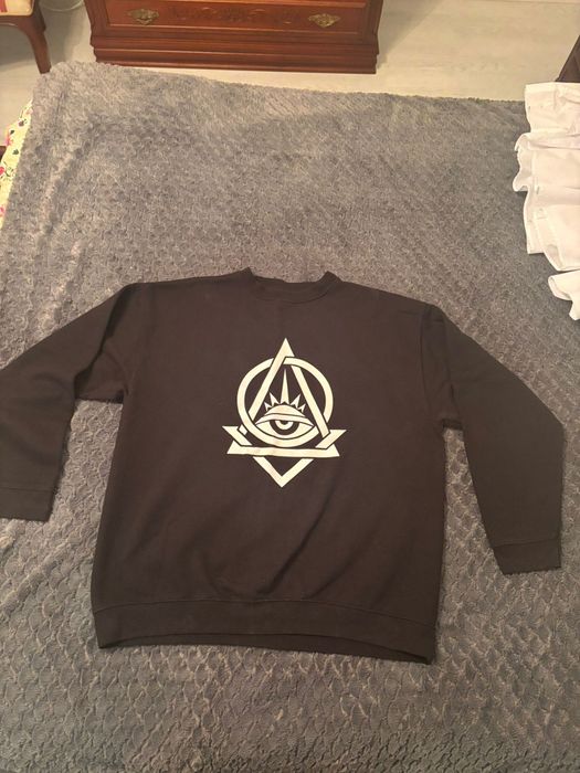 Sweat personalizada com símbolo egipcio