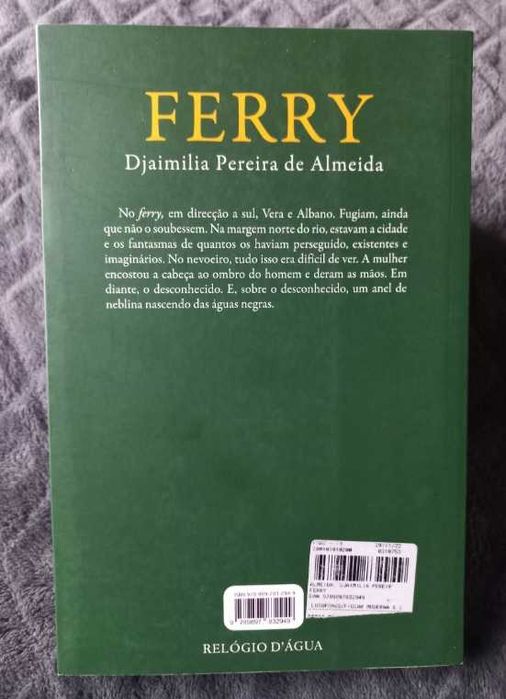 Ferry - Djaimilia Pereira de Almeida