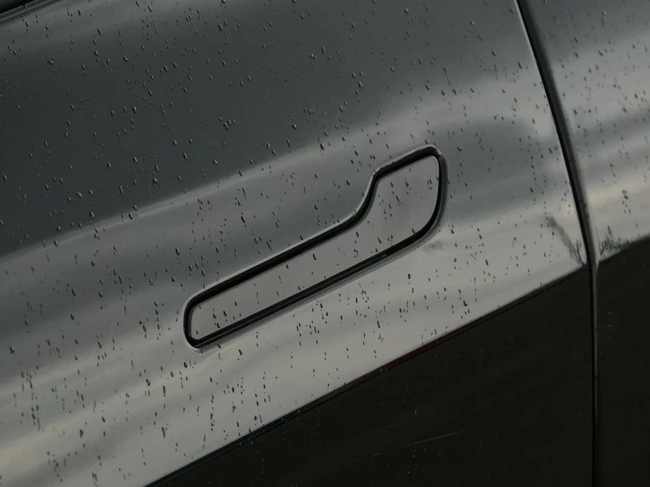 Tesla Model Y Long Range Tração Integral