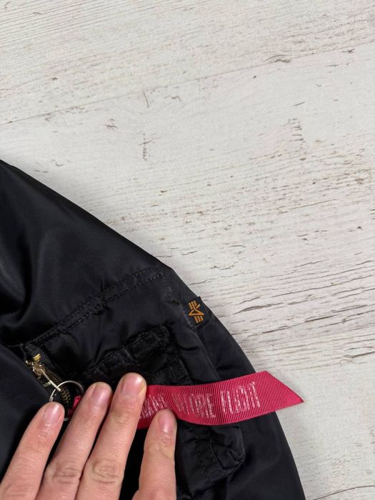 Бомбер alpha industries оригінал