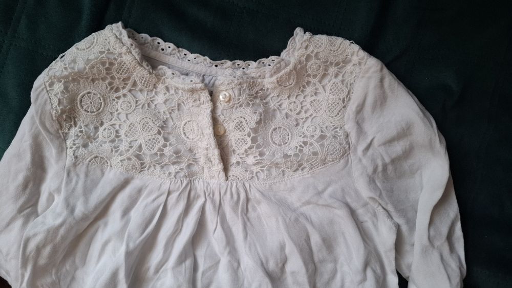 Bluzka koronką 116