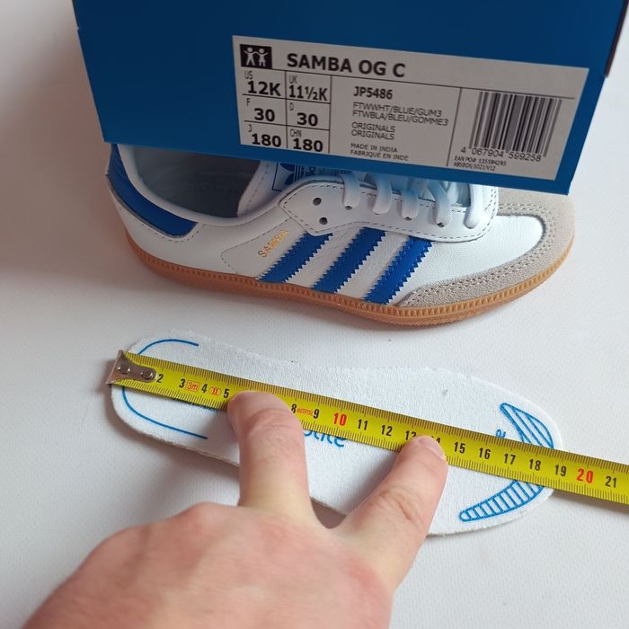 НОВІ оригінальні шкіряні  Adidas Samba р28-,35