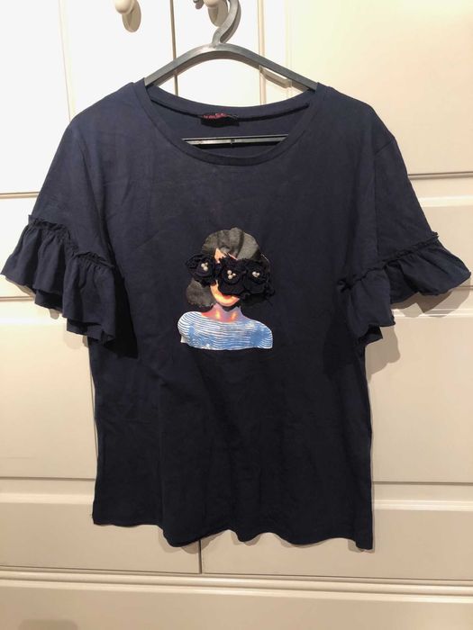 T-shirt azul com desenho estampado muito original M/L