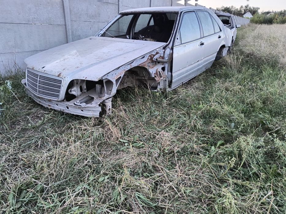 W140 W124  комплект кришка багажника задний бампер фонарь капот дверь