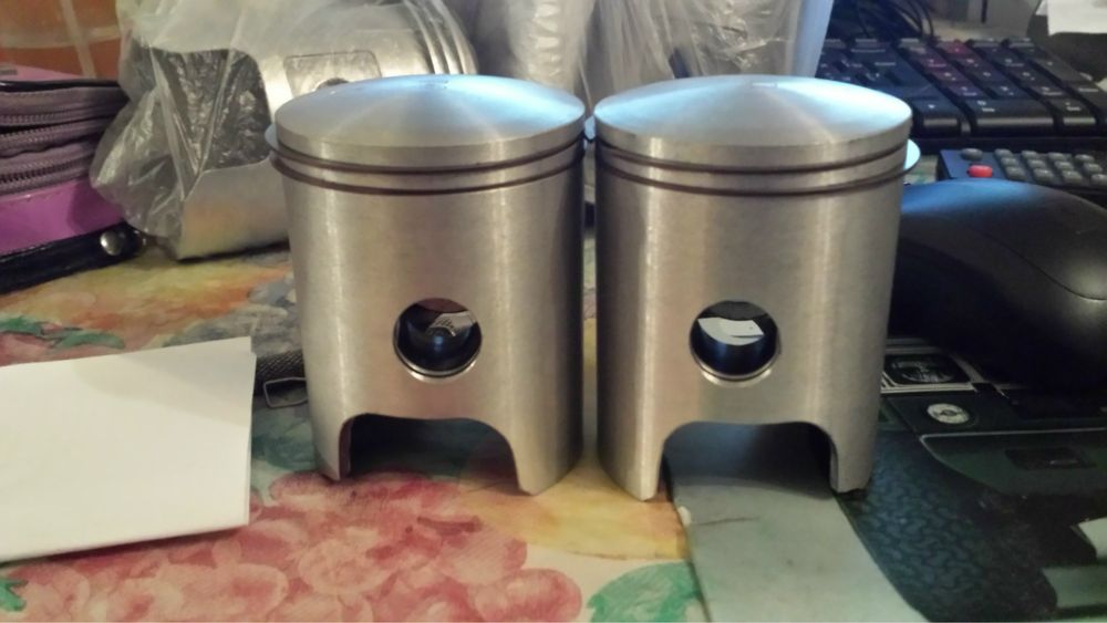 Поршні Jawa 638, під тонкі стальні кільця, якість!